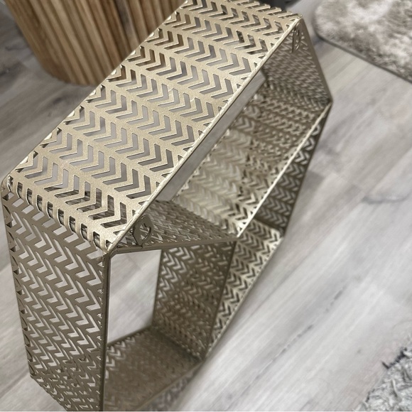 NWOT Hanging wall decor / book shelf - Picture 4 of 6